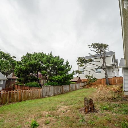 Captain Bill'S Beachhouse リンカーン・シティー エクステリア 写真